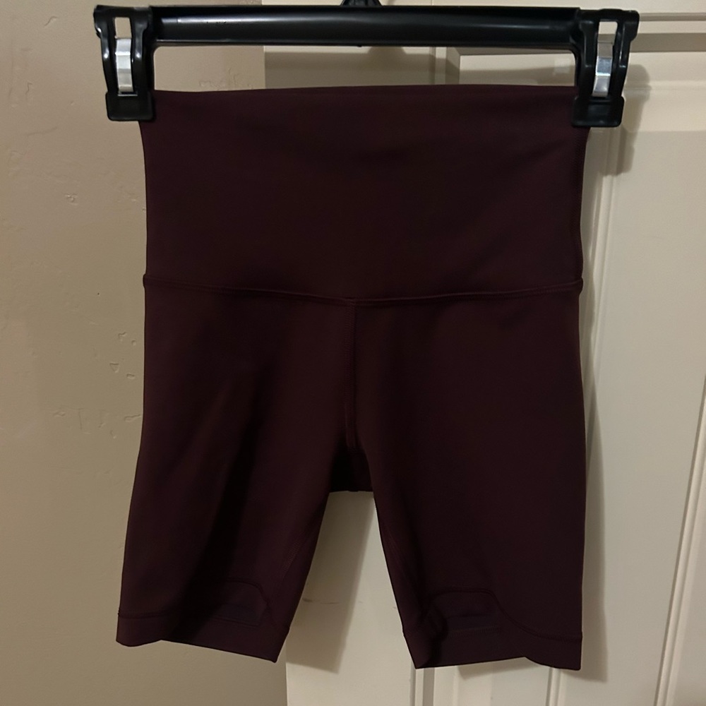 Lululemon size 2 brand new